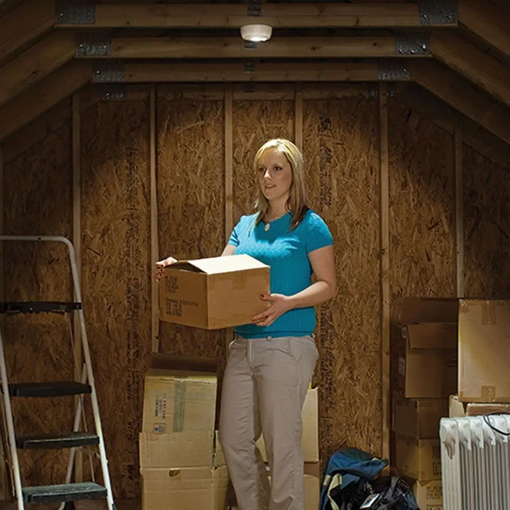 Battery Ceiling Light - 2 Pack 6 Battery Ceiling Light - 2 Pack - Image 4