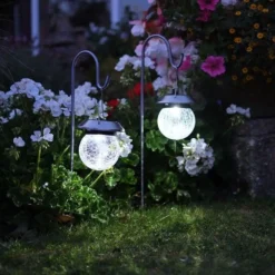 Crackle Globe Solar Lantern Lights