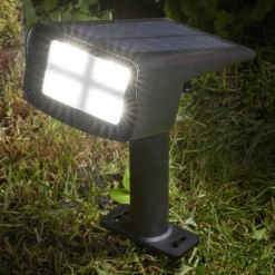 Revo SuperBright Solar Spot Light - 2 Pk