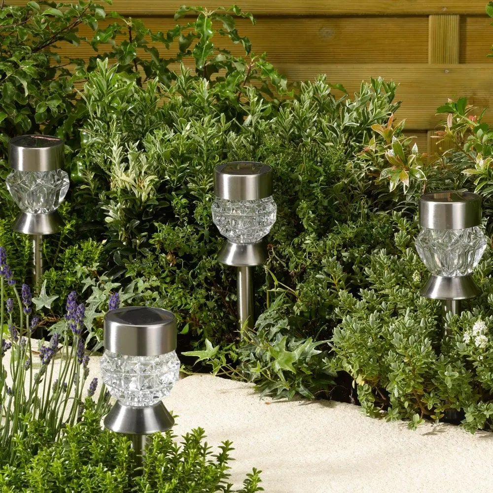Solar Garden Lights - Crystal - Pack Of 4 4 Solar Garden Lights - Crystal - Pack Of 4 - Image 2
