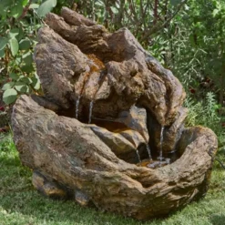 Wychwood Falls Solar Water Feature